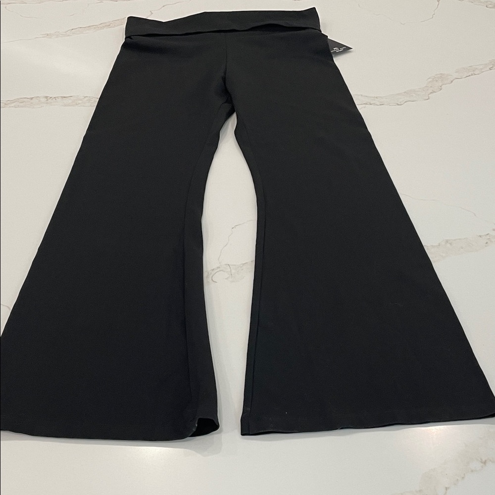 Andrew Marc leggings